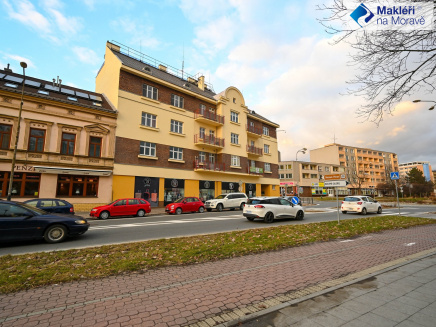 Prodej cihlového bytu 4+1 s balkonem , Žerotínovo náměstí Přerov